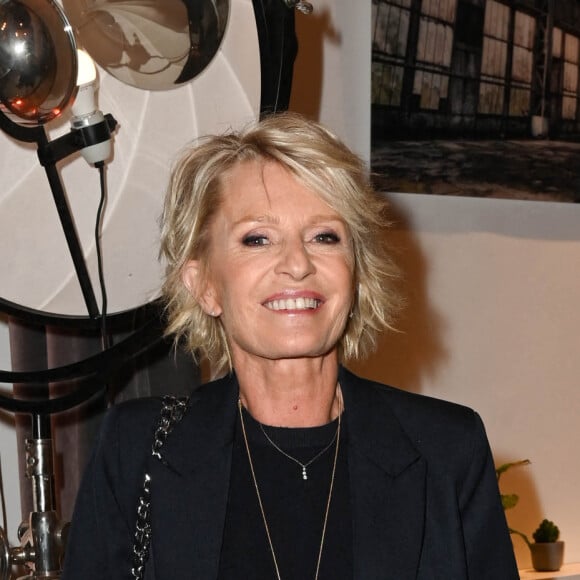 Exclusif - Sophie Davant - Soirée de lancement du premier livre de R. Perez "Ma mère, Dieu et Sylvie Vartan" aux éditions Les Escales dans les salons Hoche à Paris le 29 septembre 2021. © Coadic Guirec/Bestimage 