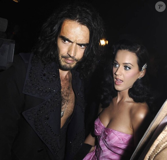 Katy Perry et Russell Brand sont fiancés !