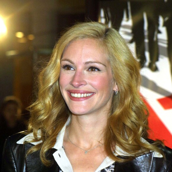 "JULIA ROBERTS" 1ERE DU FILM "OCEAN'S ELEVEN" LOS ANGELES "PORTRAIT"