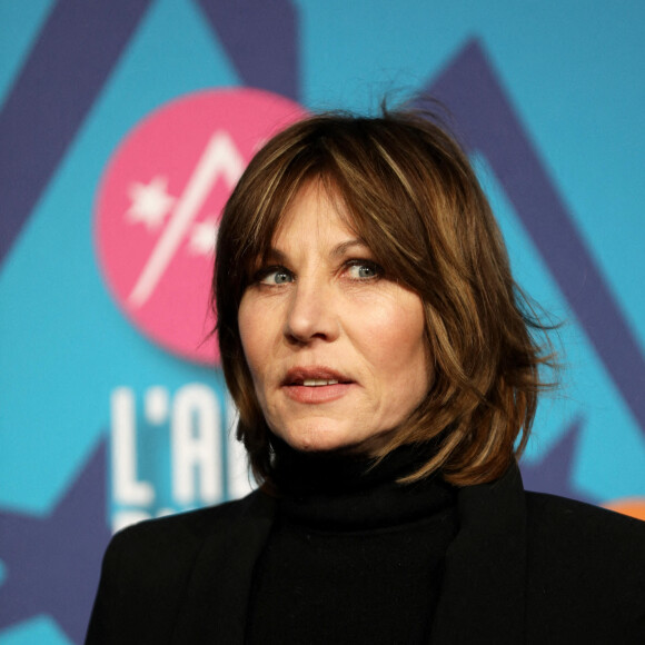 Mathilde Seigner au photocall de la soirée d'ouverture de la 25ème édition du Festival international du film de comédie de l'Alpe d'Huez. © Dominique Jacovides / Bestimage 