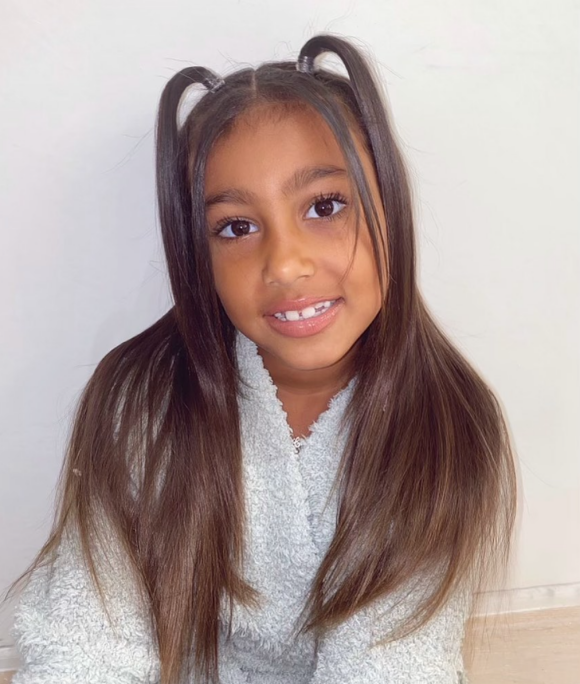 North West, la fille aînée de Kim Kardashian et Kanye West, à 7 ans. Mars 2021.