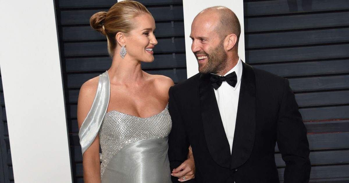 Jason Statham papa : Rosie Huntington-Whiteley a accouché, le sexe du bébé dévoilé Jason Statham papa : Rosie Huntington-Whiteley a accouché, le sexe du bébé dévoilé