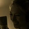 David Hallyday et sa soeur Laura Smet en studio, le 30 décembre 2009, pour enregister On se fait peur !
