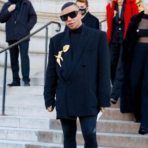 Olivier Rousteing à la sortie du défilé de mode Haute-Couture 2022 "Schiaparelli" au Petit Palais à Paris le 24 janvier 2022. © Christophe Clovis / Veeren / Bestimage