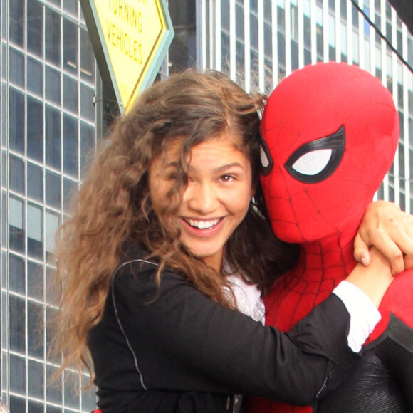 Tom Holland et Zendaya sur le tournage de "Spider-Man: Far From Home" à New York, le 18 octobre 2018. © CPA/Bestimage