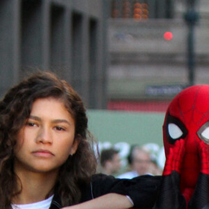 Tom Holland et Zendaya sur le tournage de "Spider-Man: Far From Home" à New York, le 18 octobre 2018. © CPA/Bestimage