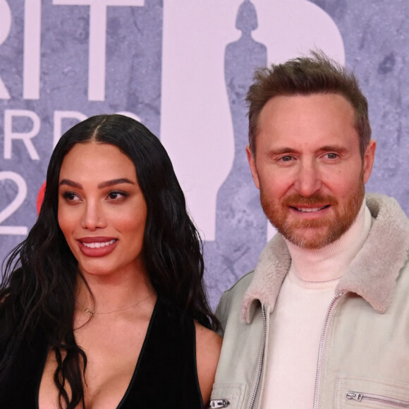 David Guetta et sa compagne Jessica Ledon assistent aux BRIT Awards 2022 à l'O2. Londres, le 8 février 2022.