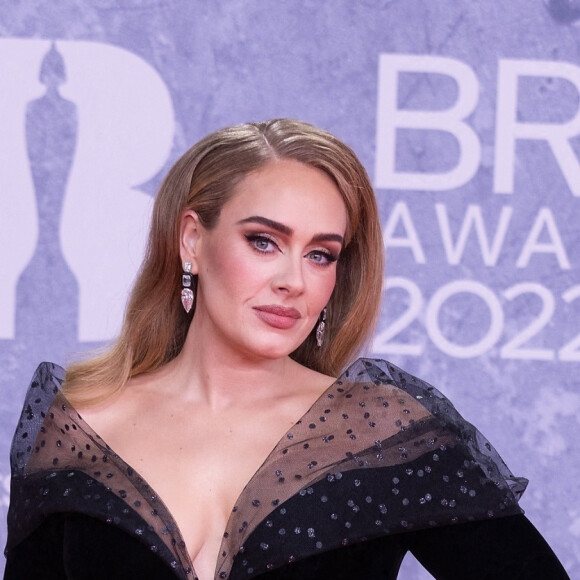 La chanteuse Adele a assisté et activement participé aux BRIT Awards 2022, à l'O2. Londres, le 8 février 2022.