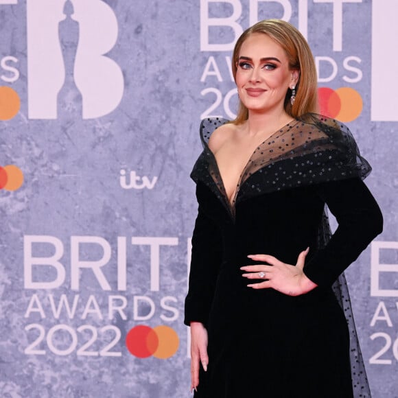 La chanteuse Adele a assisté et activement participé aux BRIT Awards 2022, à l'O2. Londres, le 8 février 2022.