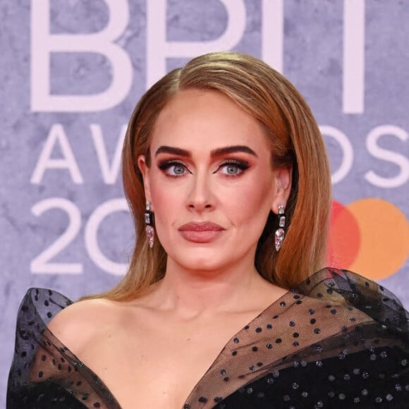 La chanteuse Adele a assisté et activement participé aux BRIT Awards 2022, à l'O2. Londres, le 8 février 2022.