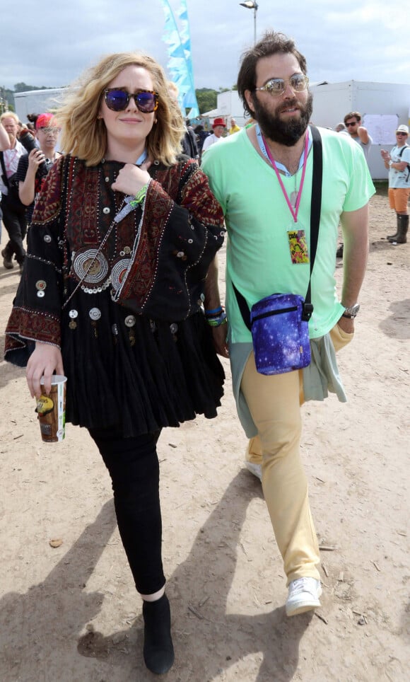 La chanteuse Adele et son compagnon Simon Konecki - Festival Glastonbury 2015, le 28 juin 2015.