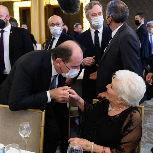 Le premier ministre Jean Castex et Line Renaud - Dîner annuel du Conseil de Coordination des organisations Arméniennes de France (CCAF) à L'Hôtel du Collectionneur à Paris le 8 février 2022