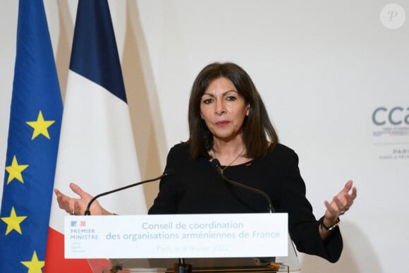 Anne Hidalgo, maire de Paris - Dîner annuel du Conseil de Coordination des organisations Arméniennes de France (CCAF) à L'Hôtel du Collectionneur à Paris le 8 février 2022