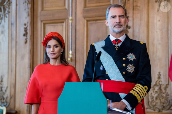 Le roi Carl XVI Gustav et la reine Silvia de Suède donnent une conférence de presse à l'occasion de la visite du roi Felipe VI et de la reine Letizia d'Espagne à Stockholm. Le 24 novembre 2021. 