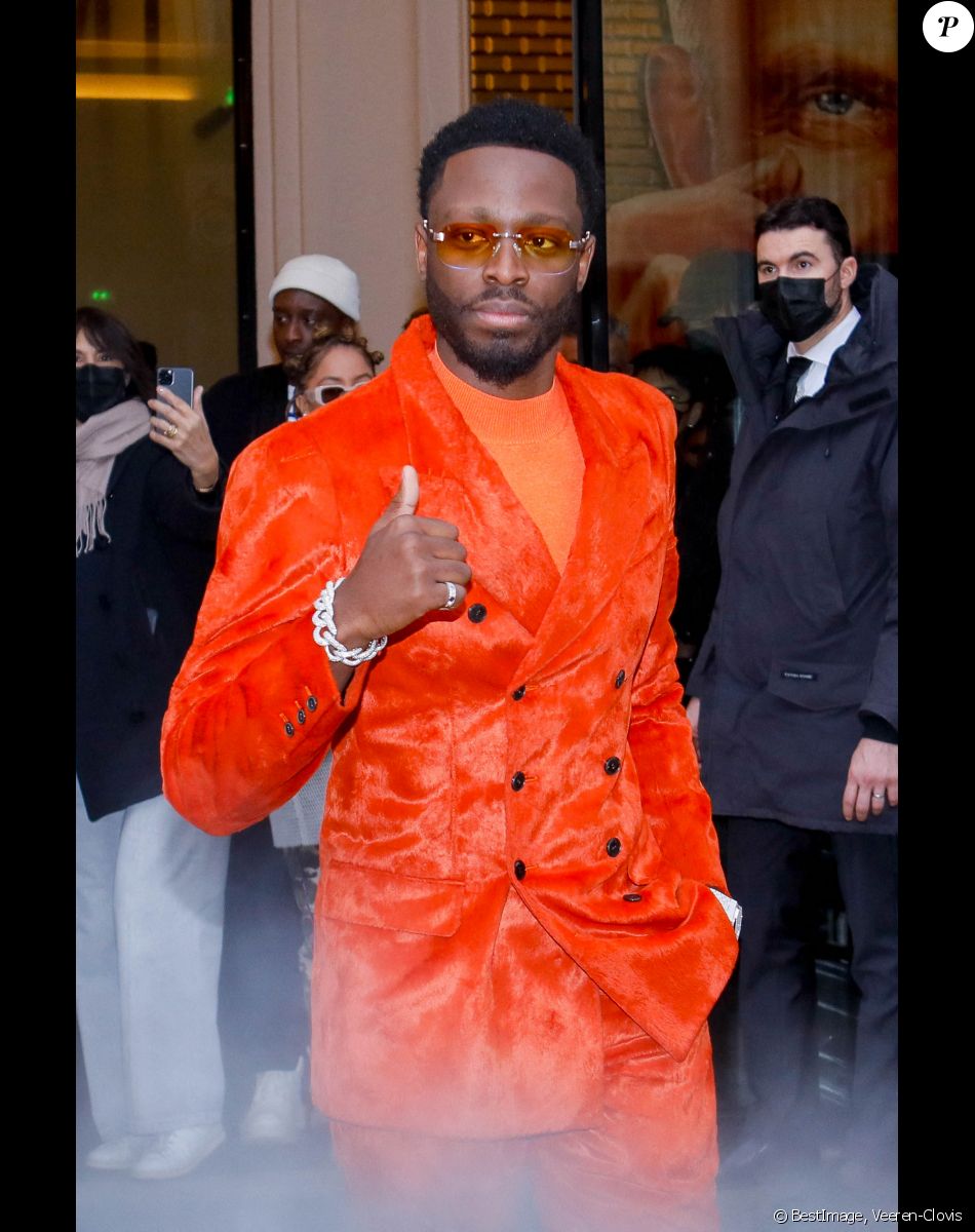 Dadju à la sortie du défilé Gaultier Haute-Couture Printemps/Eté 2022 dans le cadre de la Fashion Week de Paris, France. © Veeren-Clovis/Bestimage