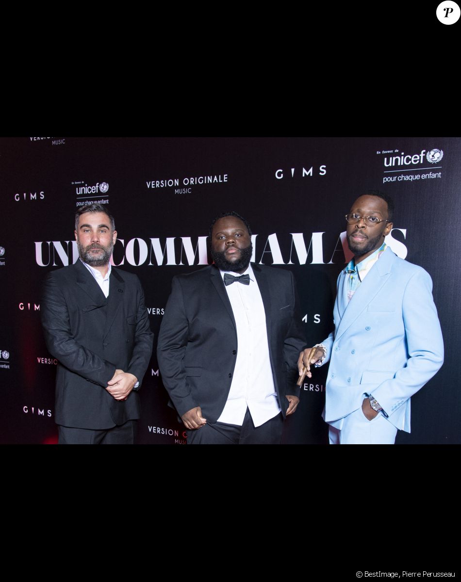Jacques, Bedjik et son frère Dadju au photocall de la soirée "Unis comme jamais" au profit de l'Unicef, au pavillon Cambon à Paris. Le 8 novembre 2021. © Pierre Perusseau / Bestimage