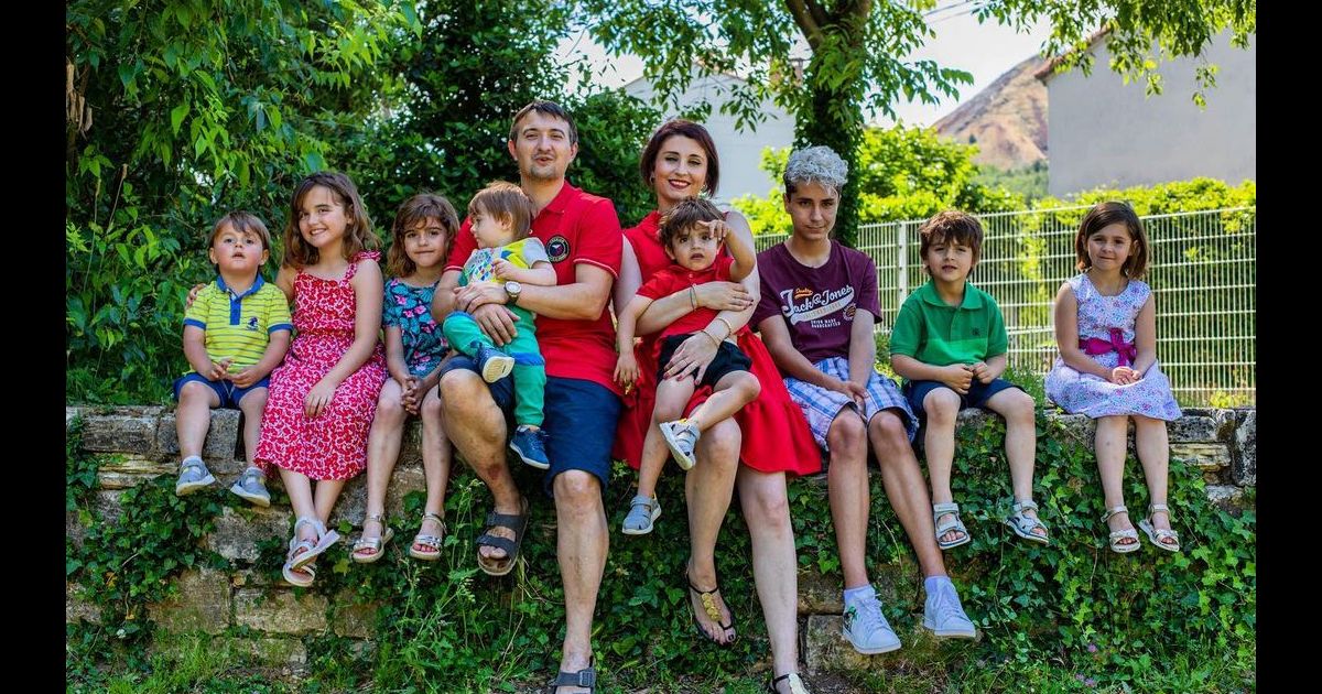 Amandine Pellissard (Familles nombreuses) : Le clan s’agrandit ! Grande annonce en images… Amandine Pellissard (Familles nombreuses) : Le clan s’agrandit ! Grande annonce en images…