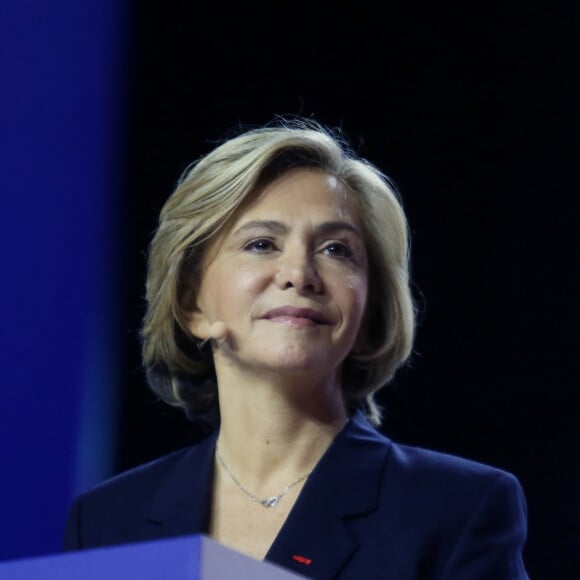 Meeting de Valérie Pécresse, candidate LR à l'élection présidentielle 2022, au Zenith de Paris le 13 février 2022. © Denis Guignebourg / Bestimage 