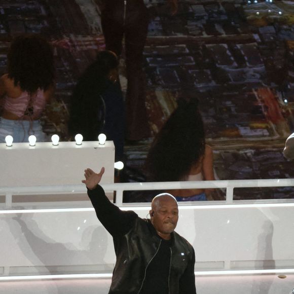 Eminem a participé au concert de la mi-temps du Super Bowl LVI, avec Dr. Dre, Mary J. Blige, 50 Cent et Kendrick Lamar. Inglewood, le 13 février 2022.