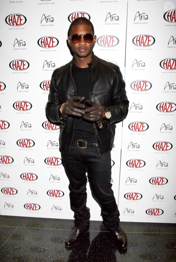 Usher, qui célèbre sur ces clichés l'ouverture d'un nightclub à Las Vegas le 8 janvier 2010, a recruté Noémie Lenoir pour figurer dans son dernier clip.