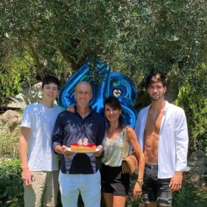 Zinédine Zidane, son épouse Véronique et leurs fils Elyaz et Théo. Juin 2020.
