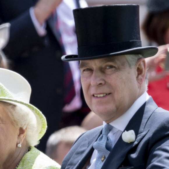 La reine Elisabeth II et le prince Andrew, duc d'York - La famille royale d'Angleterre lors du Royal Ascot, jour 5. Le 22 juin 2019 