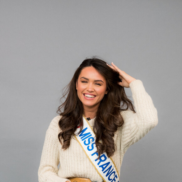 Exclusif - Rendez-vous avec Diane Leyre (Miss France 2022) dans les locaux de Webedia à Levallois le 24 janvier 2022. © Tiziano Da Silva / Bestimage