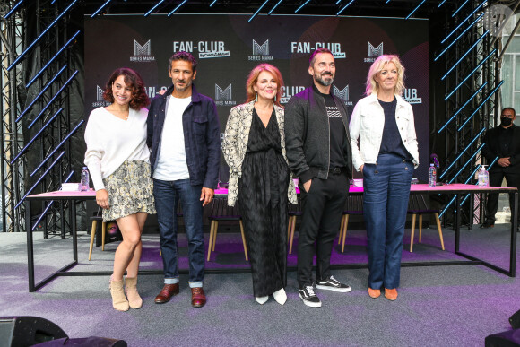 Honorine Magnier, Kamel Belghazi, Ariane Séguillon, Franck Monsigny, Luce Mouchel - Photocall lors du Festival Séries Mania de Lille. Le 27 août 2021.