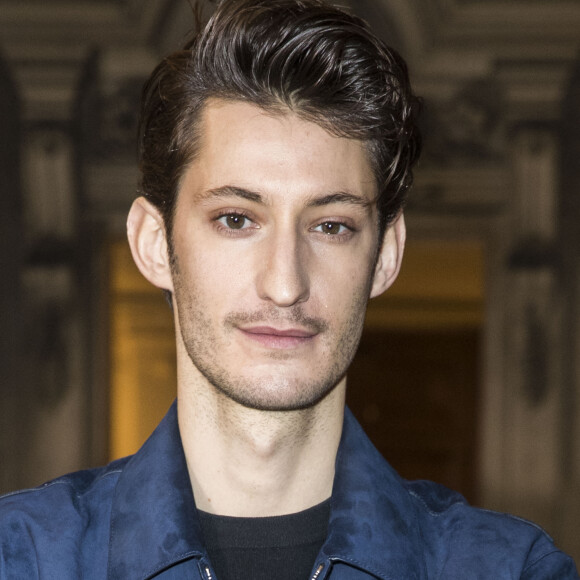 Pierre Niney au défilé Hommes Automne-Hiver Berluti 2019/2020 à Paris le 18 janvier 2019. 