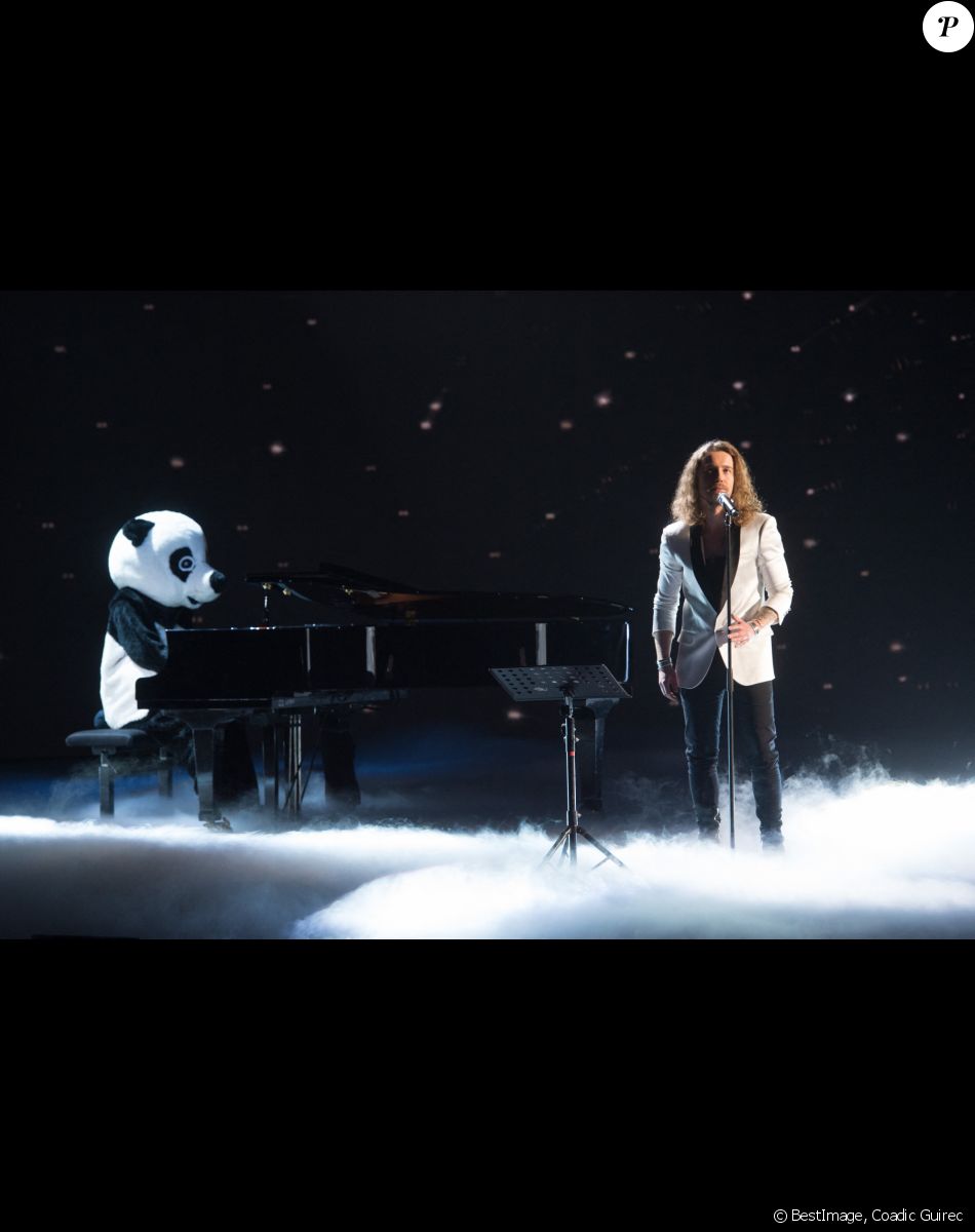 Julien Doré - 33ème Cérémonie des Victoires de la Musique à la Seine musicale de Boulogne-Billancourt, France, le 9 février 2018. © Coadic Guirec/Bestimage
