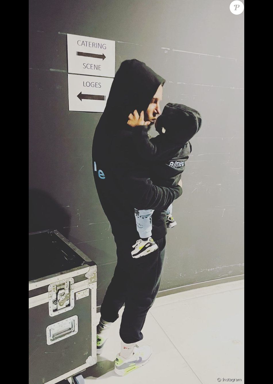 Qui Est La Maman Du Fils De Julien Dore Julien Doré et son fils sur Instagram, le 23 février 2022. - Purepeople