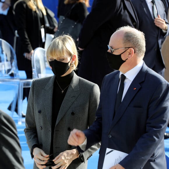 La princesse Charlène de Monaco, le prince Albert II - Cérémonie d'hommage national aux victimes de l'attentat terroriste du 29 octobre 2020 au sommet de la Colline du Château à Nice le 7 novembre 2020. © Jean-François Ottonello/ Nice Matin / Bestimage