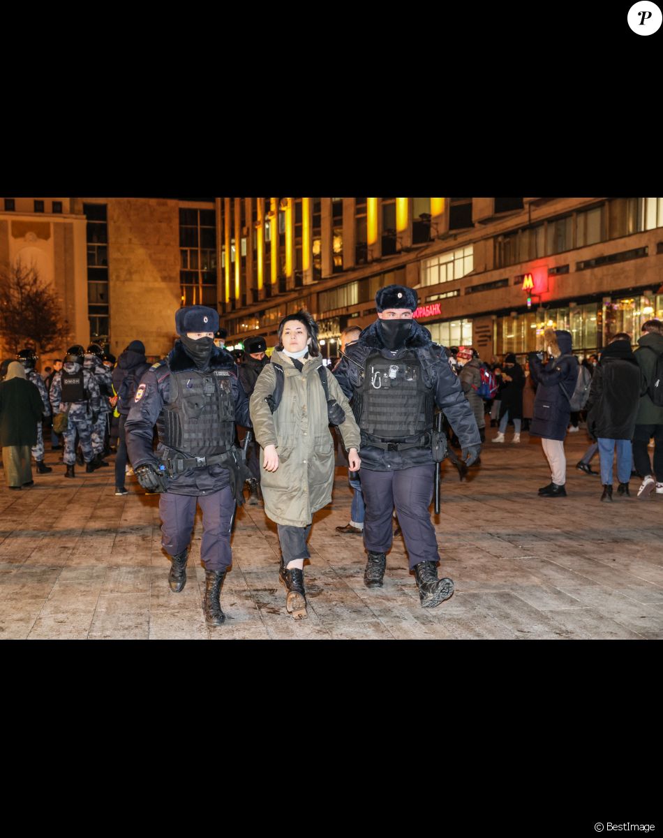 Léa Salamé obligée d