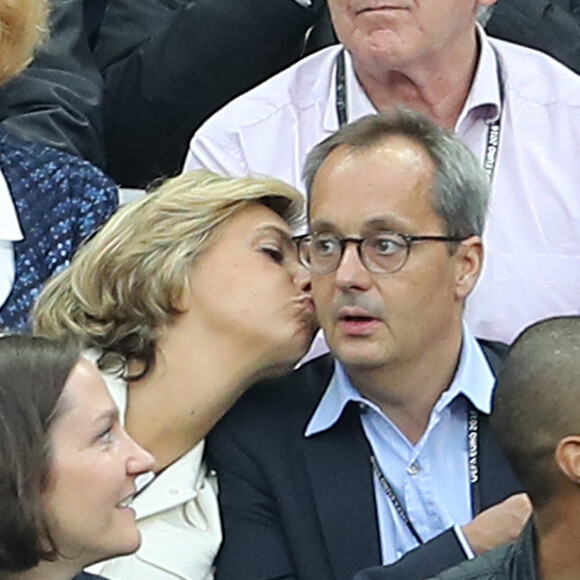 Valérie Pécresse et son mari Jérôme au match d'ouverture de l'Euro 2016, France-Roumanie au Stade de France, le 10 juin 2016