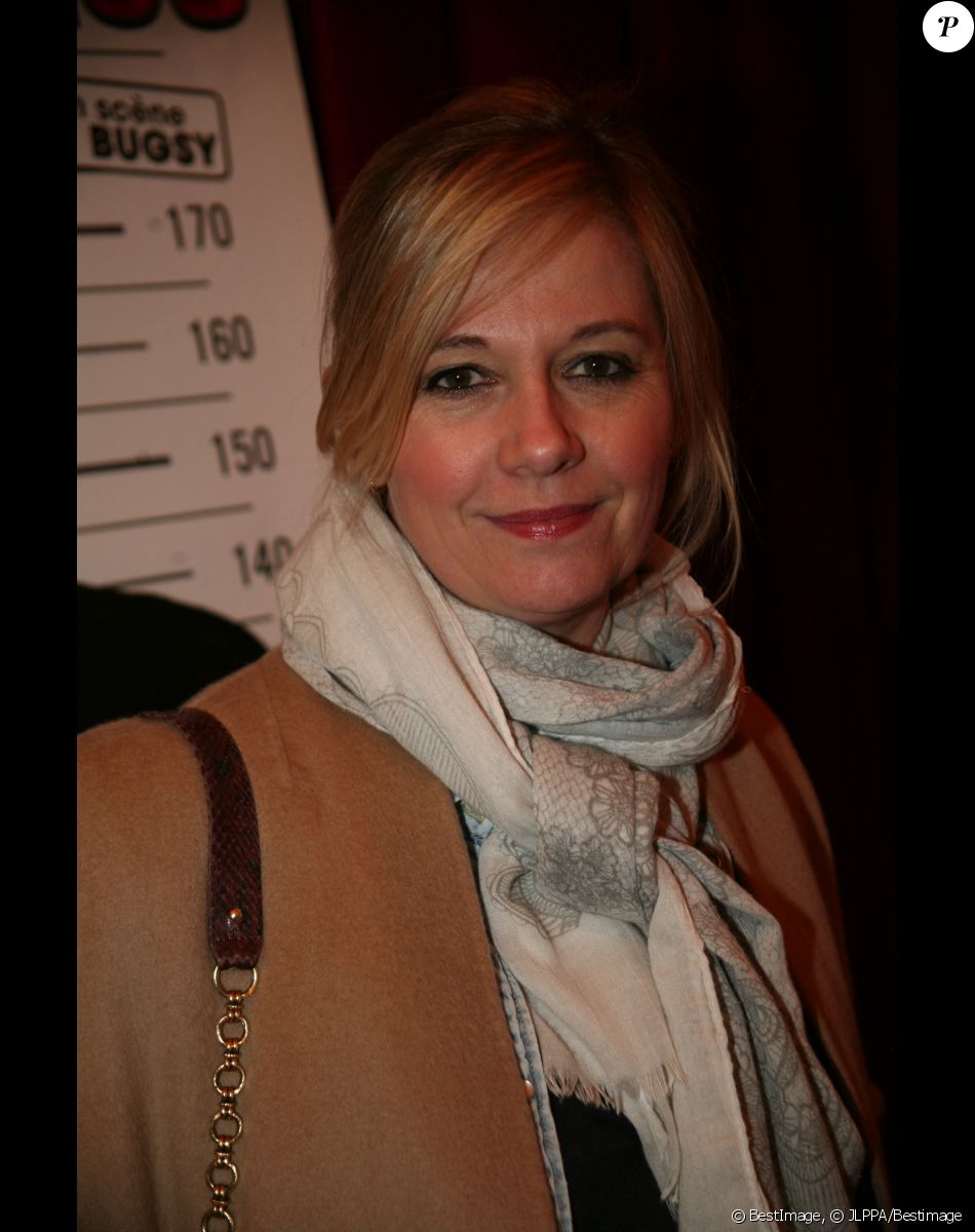 Exclusif - Flavie Flament au photocall du spectacle Ecroué de rire de David Desclos dans la salle mythique du music-hall Bobino à Paris, France, le 1er avril 2019. © JLPPA/Bestimage