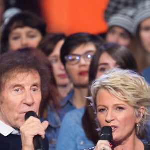 Alain Souchon, Sophie Davant, - Deuxième jour de la 33ème édition du Téléthon au Parc de la Villette à Paris le 7 décembre 2019. Tiziano Da Silva/Bestimage