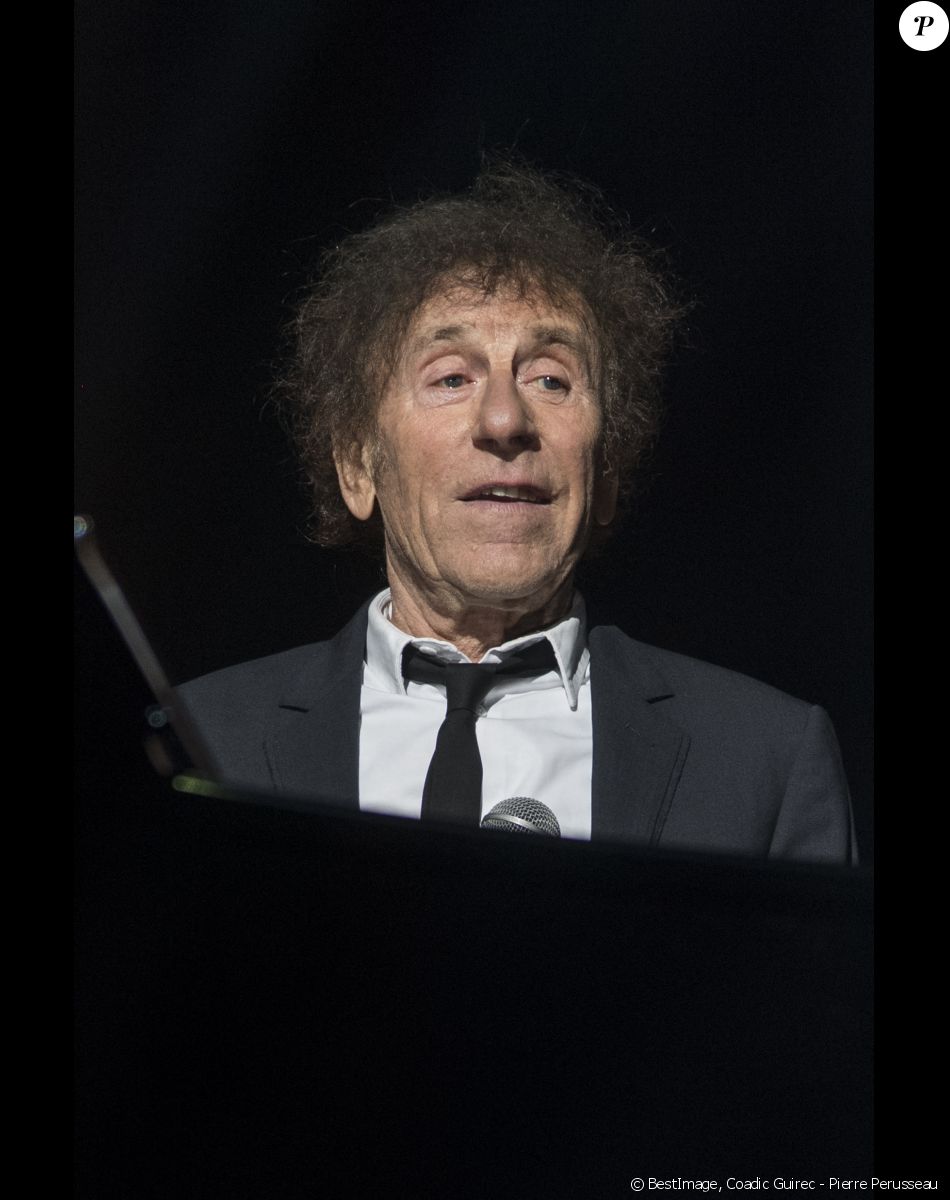 Alain Souchon - Concert du 13ème Gala de l'Association pour la Recherche sur Alzheimer à la salle Pleyel à Paris © Coadic Guirec-Pierre Perusseau/Bestimage