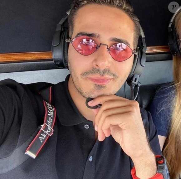 L'Arnaqueur de Tinder, Simon Leviev, s'affiche sans problèmes dans le luxe sur Instagram. @ Simon Leviev