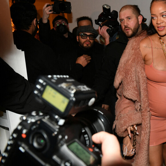 Rihanna (enceinte) et son compagnon ASAP Rocky - Défilé Off-White femme automne/hiver 2022-2023 à Paris. Le 28 février 2022. © Veeren / Christophe Clovis / Bestimage