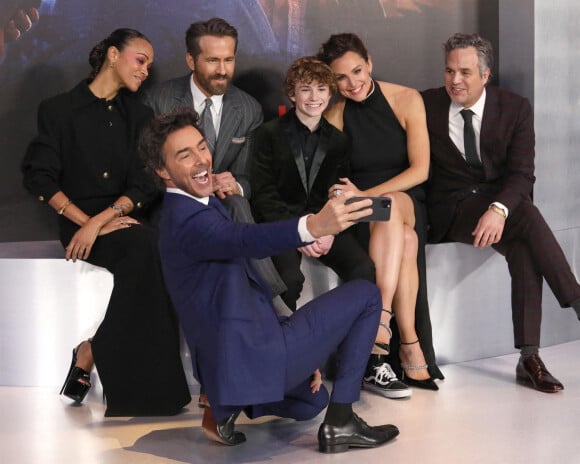 Shawn Levy, Zoe Saldana, Ryan Reynolds, Walker Scobell, Jennifer Garner et Mark Ruffalo - Avant-première du film "The Adam Project" à New York, le 28 février 2022.