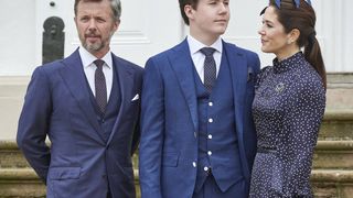 Le prince Christian de Danemark aspergé de champagne à Val Thorens, une vidéo fait réagir la Cour