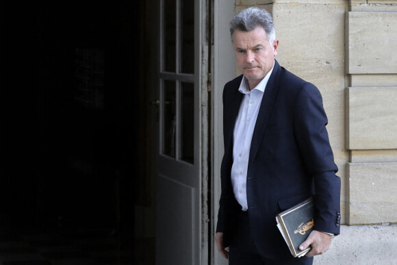 Fabien Roussel, secrétaire national du Parti Communiste Français (PCF) - Le premier ministre reçoit les candidats à l'élection présidentielle pour une réunion d'information sur la guerre en Ukraine, à l'hôtel Matignon, à Paris, France, le 28 février 2022