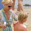 Valeria Mazza à la plage en Uruguay avec sa petite famille
