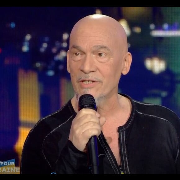 Florent Pagny dans l'émission "Unis pour l'Ukraine", sur France 2. Le 8 mars 2022.