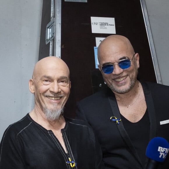 Exclusif - Florent Pagny, Pascal Obispo - Backstage de l'émission spéciale "Unis pour l'Ukraine" à la Maison de la Radio et de la Musique, diffusée en direct sur France 2 le 8 mars 2022. © Cyril Moreau / Jack Tribeca / Bestimage