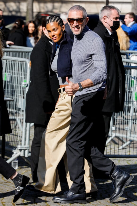 Vincent Cassel et sa femme Tina Kunakey - Arrivées au défilé femme Miu Miu Automne/Hiver 2022/2023 lors de la Fashion Week de Paris au palais d'Iéna à Paris, France, le 8 mars 2022. © Veeren-Clovis/Bestimage 