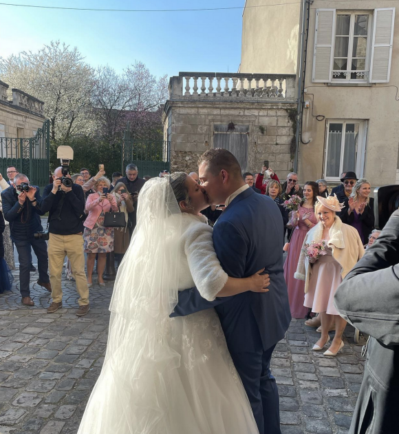 Des candidats stars de "L'amour est dans le pré" ont assisté au mariage de leurs amis Virginie et Thomas - Instagram