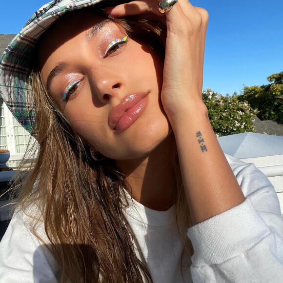 Hailey Bieber, jolie frayeur à l'hôpital : caillot dans le cerveau et symptômes inquiétants
