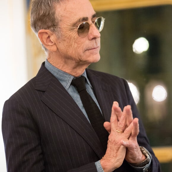 Alain Chamfort (Commandeur dans l'Ordre des Arts et des Lettres) - Remise de décorations au ministère de la Culture à Paris le 30 octobre 2019. © Cyril Moreau/Bestimage