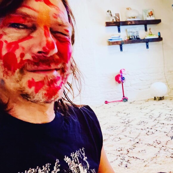 Norman Reedus et sa fille (née de sa relation avec Diane Kruger) sur Instagram, décembre 2021.